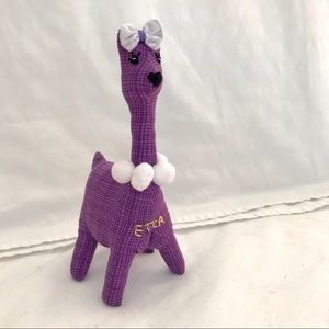 One handmade female llama 🦙 keychain